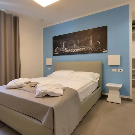 Relais Clodia Hotel *