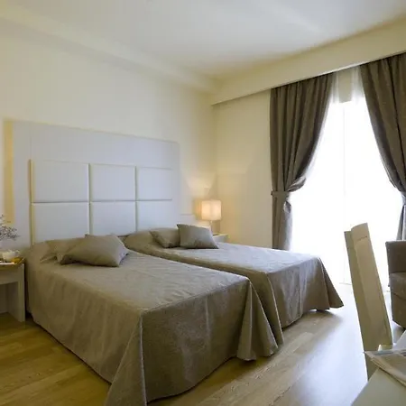 Leonardo Di Garda - Wellness And 4* Lazise