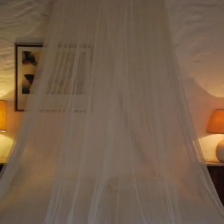 La Tinassara Bed & Breakfast