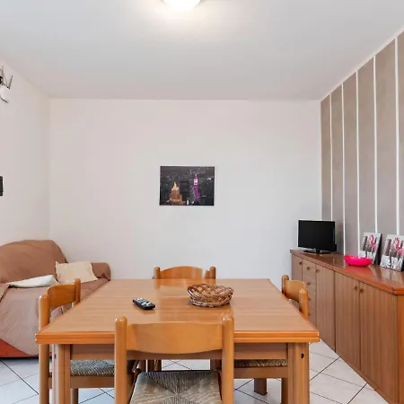 Holiday home Belvilla By Oyo Near Lazise