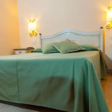 Alloggio per agriturismo Il Grappolo Lazise