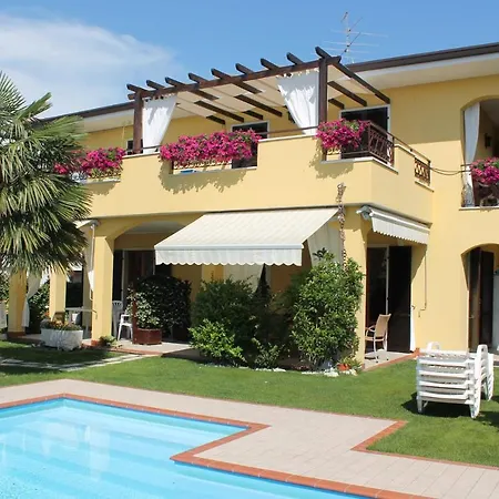 Apartment In Lazise/gardasee 21945