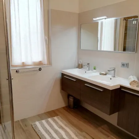 Peler 3* Lazise