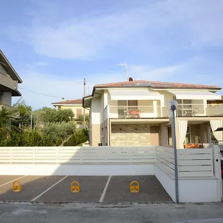 Apartment Costa Del Garda -