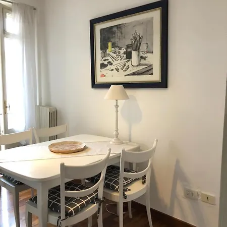 Lacisivm View Apartment *