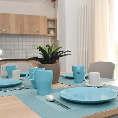 Blue - A Due Passi Dal Lago, Parcheggio Privato Apartment *