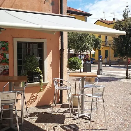 Apartment Balconcino Su *