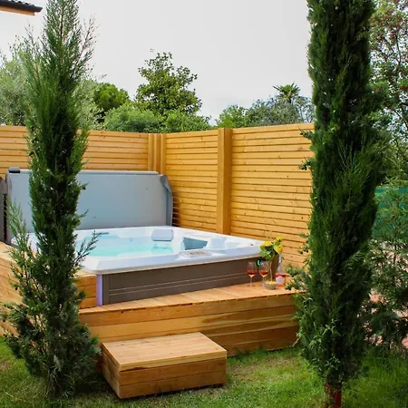 Bed & Breakfast Peler