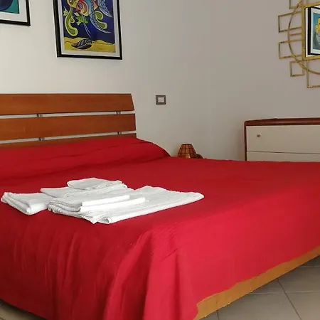 Apartment Balconcino Su *