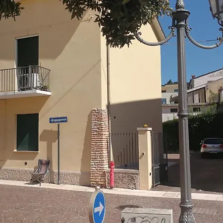 Apartment Balconcino Su