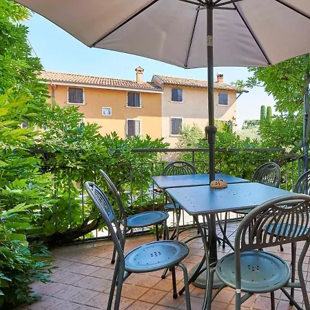 Apartment Al Glicine