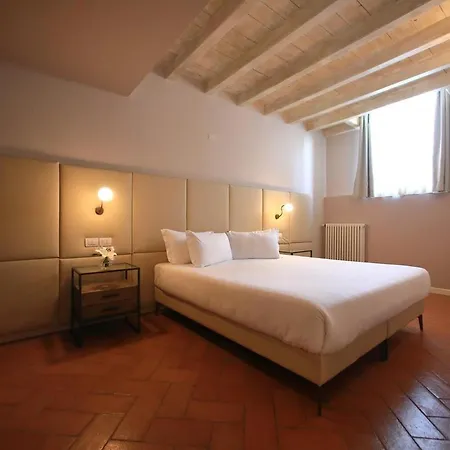 Classique Hotel