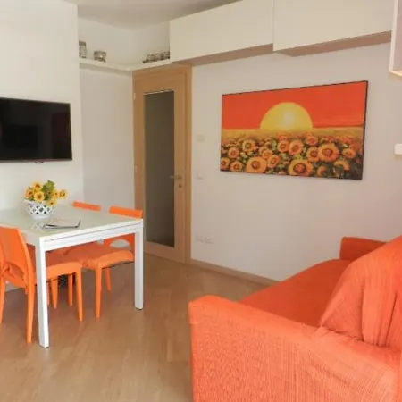 Paradiso Lux Appartement *