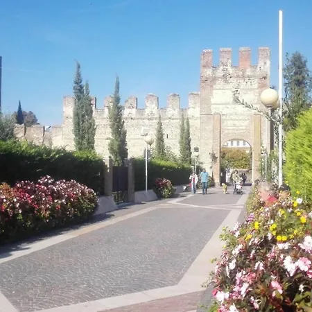 Benacus Villa *