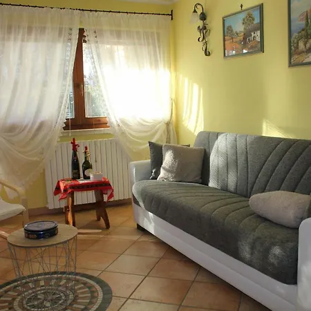 Olivi Lazise