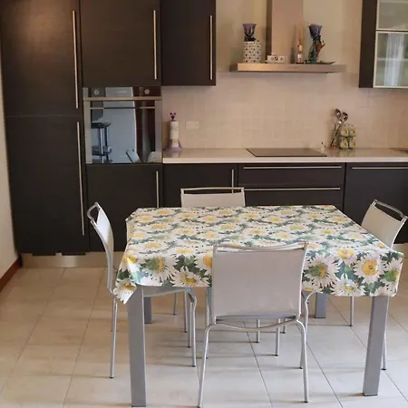 Apartment In Lazise/gardasee 21990 *
