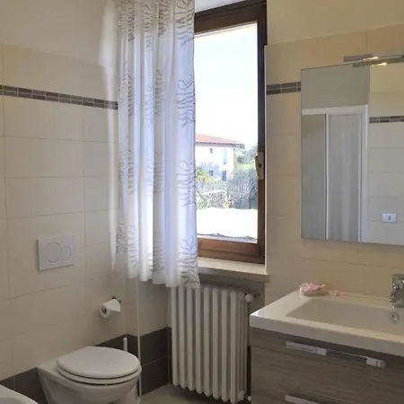 In Lazise/gardasee 21945 Apartment