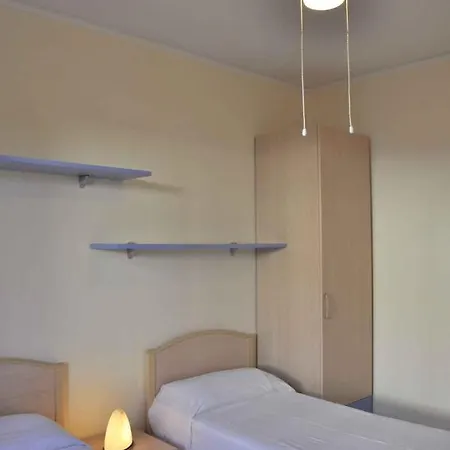 In Lazise/gardasee 21945 Apartment