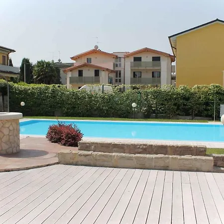 In Lazise/gardasee 21990