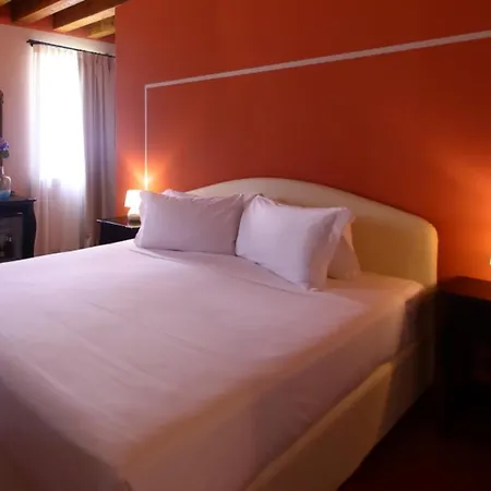 Classique Hotel 3*