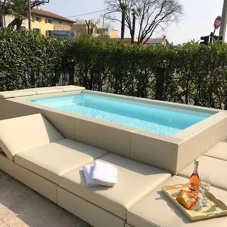 Betty's House Bed & Breakfast Lazise