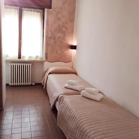 Elisabetta Apartment *