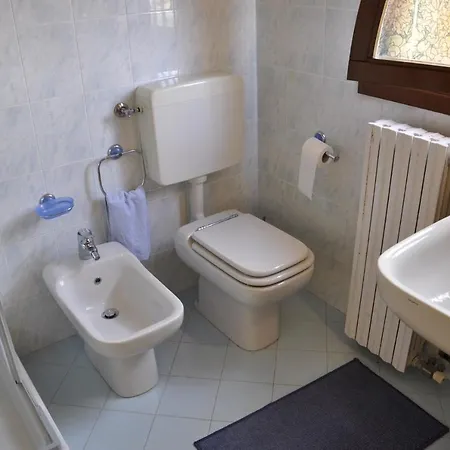 In Lazise/gardasee 21942 Apartment *