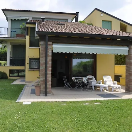 In Lazise/gardasee 21942 Apartment Lazise