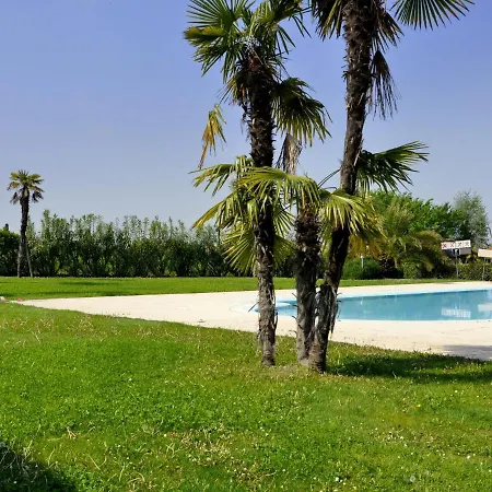 With Nicely Decorated Interior Near Garda Holiday home Lazise