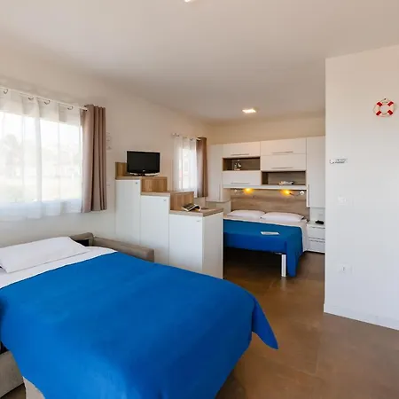 Camping Le Palme & Village 3*