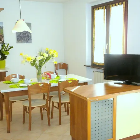 Beautiful With Garden And Fireplace * Lazise