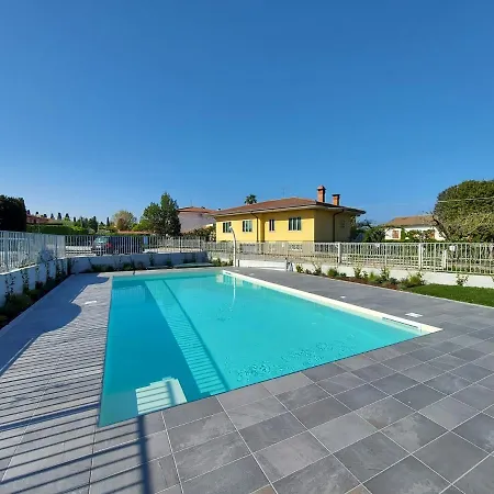 Bamboo - Regarda Travel Lazise