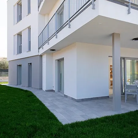 Apartment Bamboo - Regarda Travel