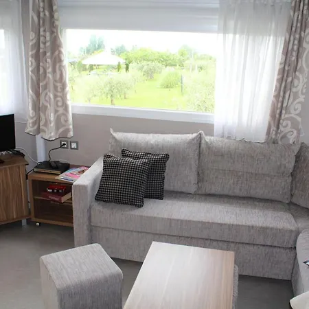 Farm stay Al-bor Lazise