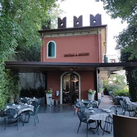 Castello S. Antonio Hotel 2*