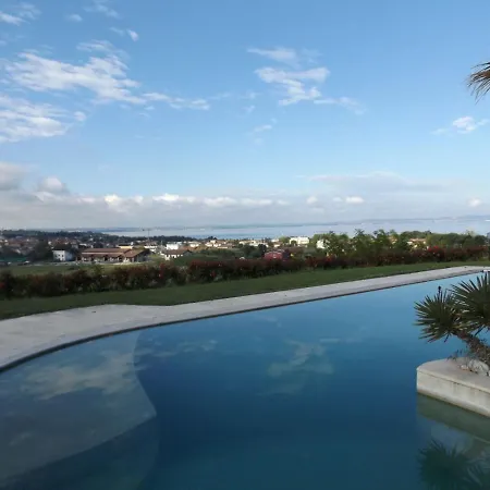 Morene Villa *