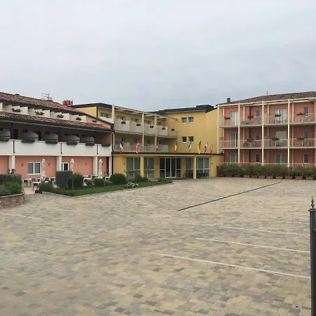 Bella 4* Lazise