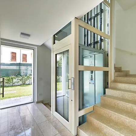Apartmentsgarda - Le Terrazze Del Garda Apartment *