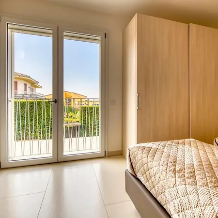 Apartmentsgarda - Le Terrazze Del Garda Lazise