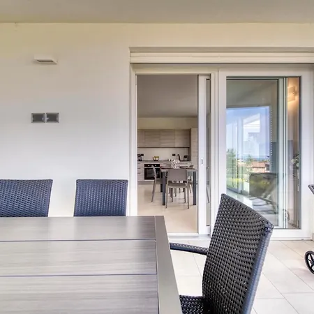 Apartmentsgarda - Le Terrazze Del Garda * Lazise