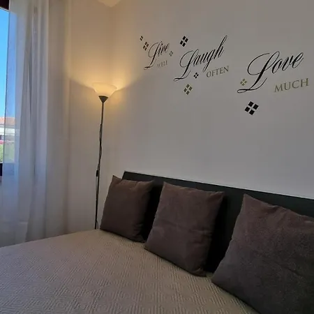 Apartment Garda Del Sole Id900 Lazise