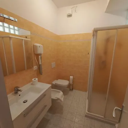 Elisabetta Apartment *