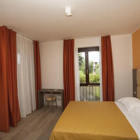 Bella 4* Lazise