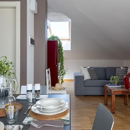 Affittacamere Vialeromadodici Rooms&apartments Lazise