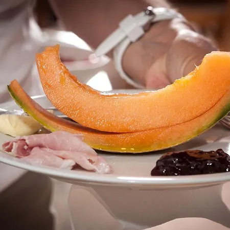 Frühstückspension La Tinassara 2*