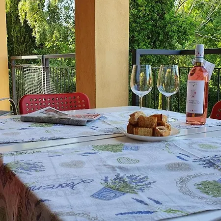 A Casa Di La' - Regarda Travel Apartment