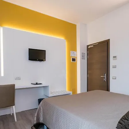 Giulietta Romeo Hotel 3*
