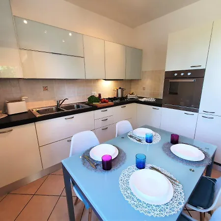 A Casa Di La' - Regarda Travel Apartment Lazise