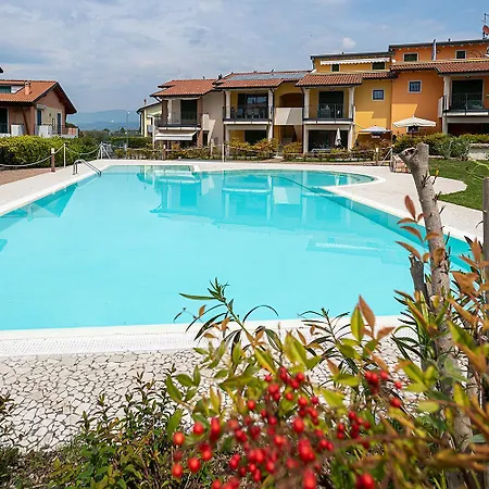 Lelegance - Regarda Travel Apartment *