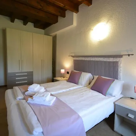 Aparthotel Residenza Corte Casara 3*